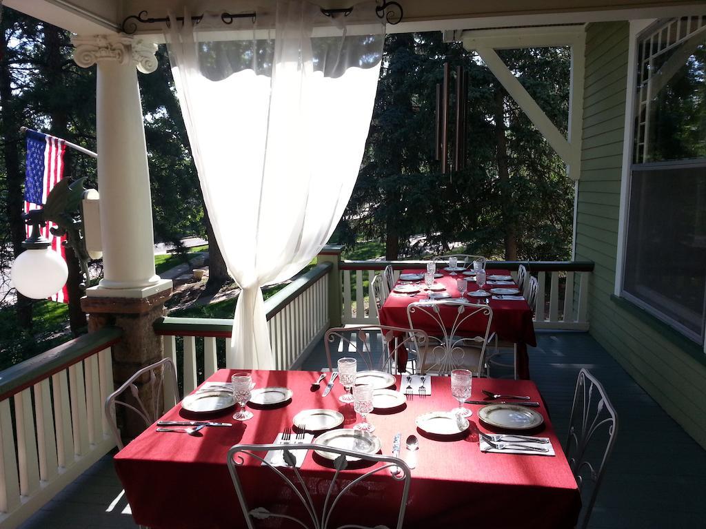 مانيتو سبرينغز Avenue Hotel Bed And Breakfast المظهر الخارجي الصورة