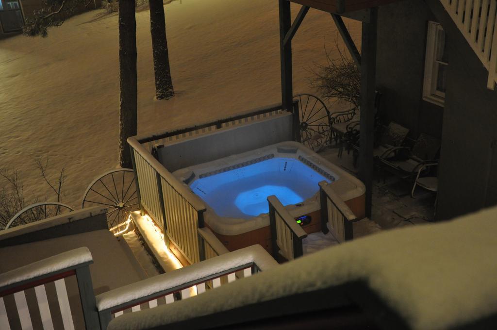 مانيتو سبرينغز Avenue Hotel Bed And Breakfast المظهر الخارجي الصورة