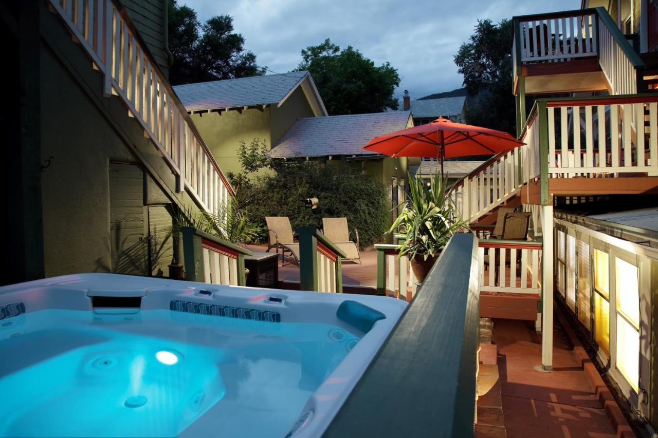مانيتو سبرينغز Avenue Hotel Bed And Breakfast المظهر الخارجي الصورة